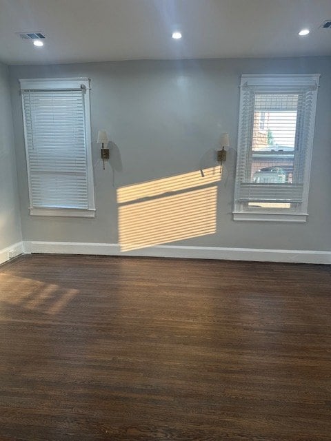 Building Photo - 2707 Roslyn Ave