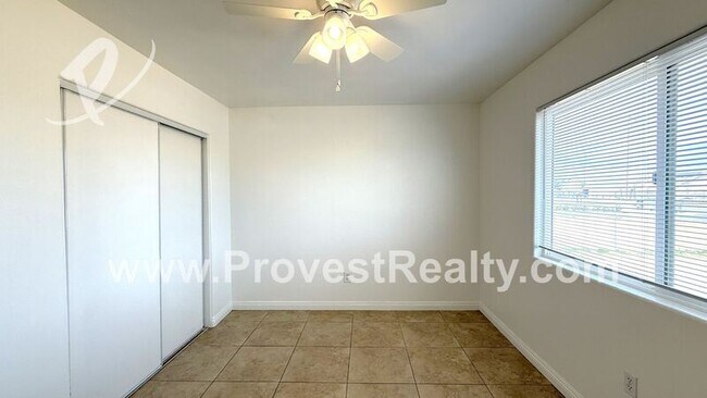 Building Photo - 17373 Capri St