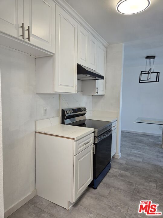 Building Photo - 8535 W Knoll Dr