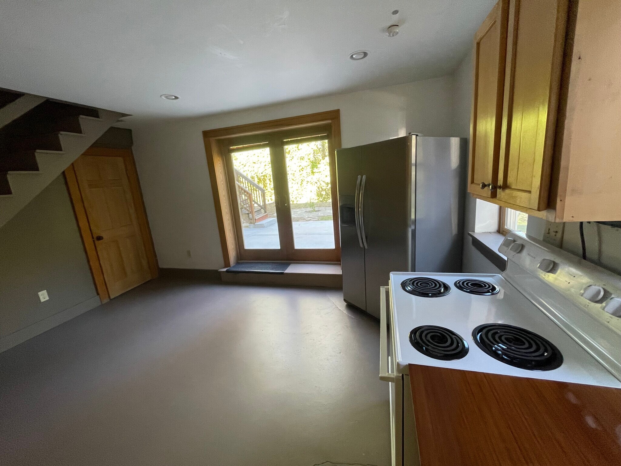 kitchen - 127 Flint St