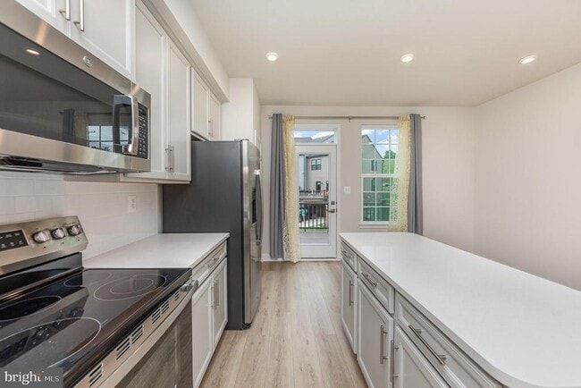 Building Photo - 1210 Rampart Dr