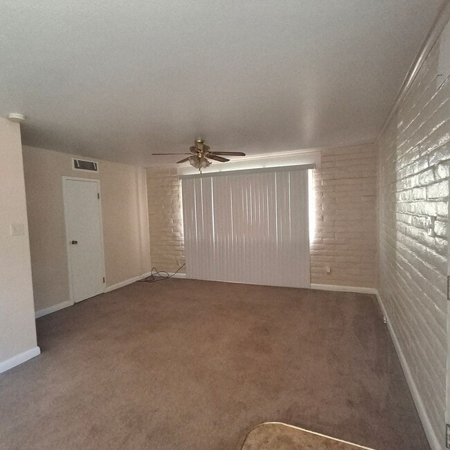 Building Photo - 412 Chalcocite St