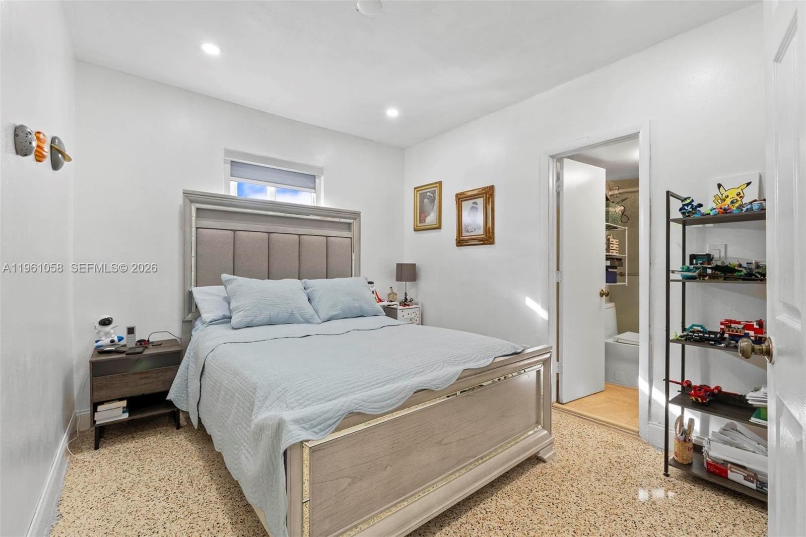 Building Photo - 8300 NW 35th Pl