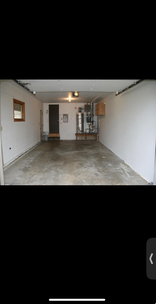 Building Photo - 9043 Jewel Terrace St