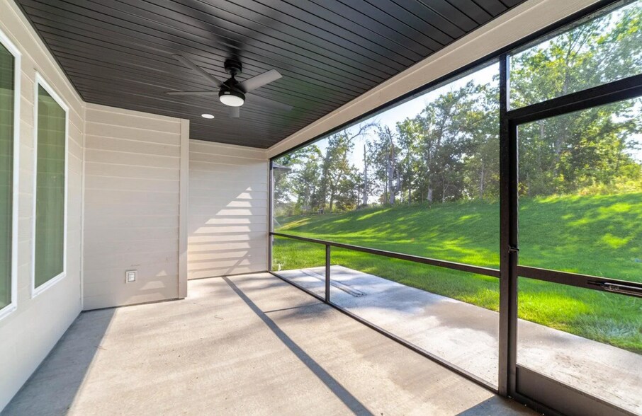 Building Photo - 808 Napa Dr