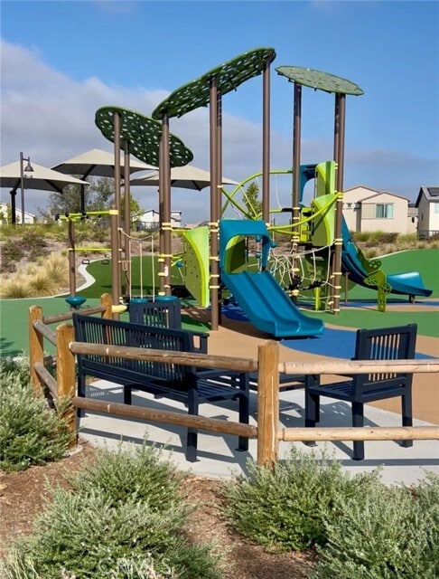 Building Photo - 731 Jasper St