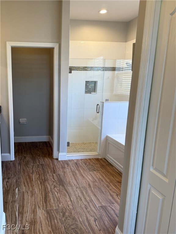 Building Photo - 13936 Village Creek Dr