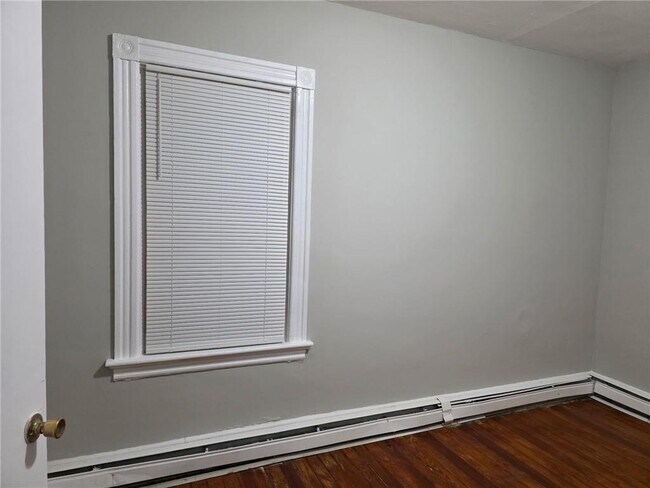 Building Photo - 108 Lenox Ave