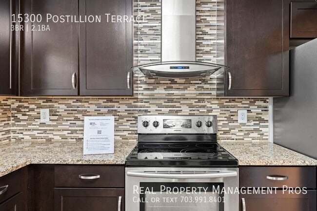 Building Photo - 15300 Postillion Terrace