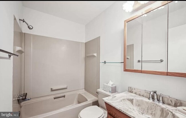 Building Photo - 7997 Nolcrest Rd