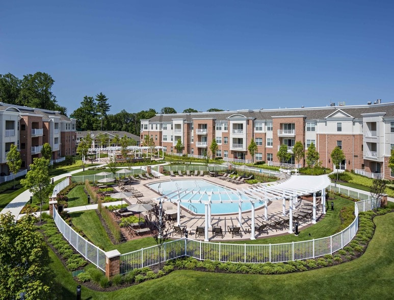Highlands at Hilltop 100 White Rock Rd Verona NJ 07044 Apartment Finder