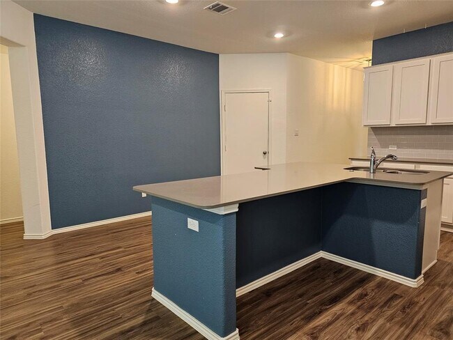 Building Photo - 21408 Bird Wing Dr