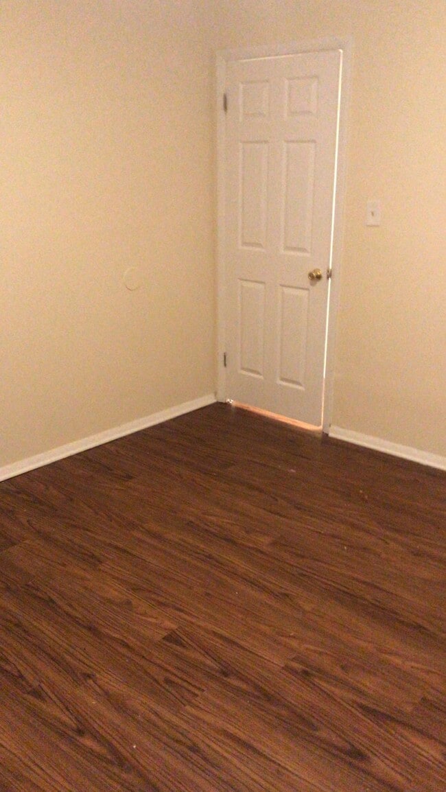 Building Photo - 3901 Pinkney Rd