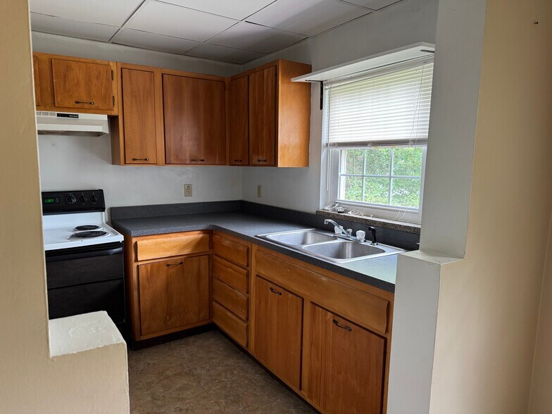 Building Photo - 1505 Ravinia Rd