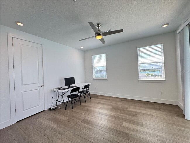 Building Photo - 7973 Avon Dive Ct