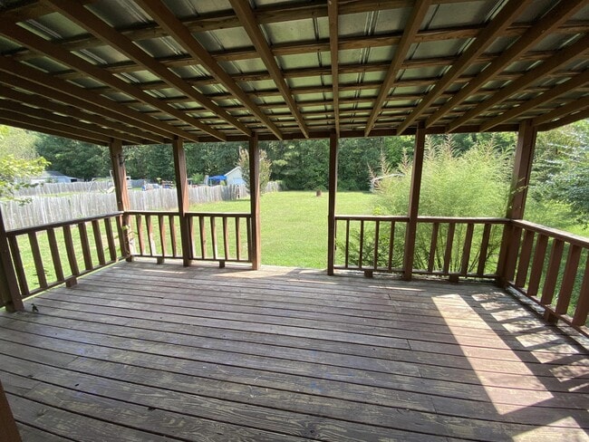 Building Photo - 4251 Frog Level Rd