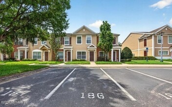 Building Photo - 8098 Summer Palm Ct