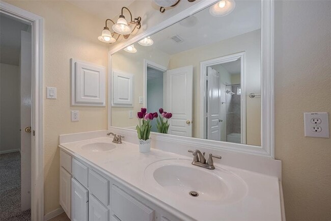 Building Photo - 4515 Tremont Glen Ln