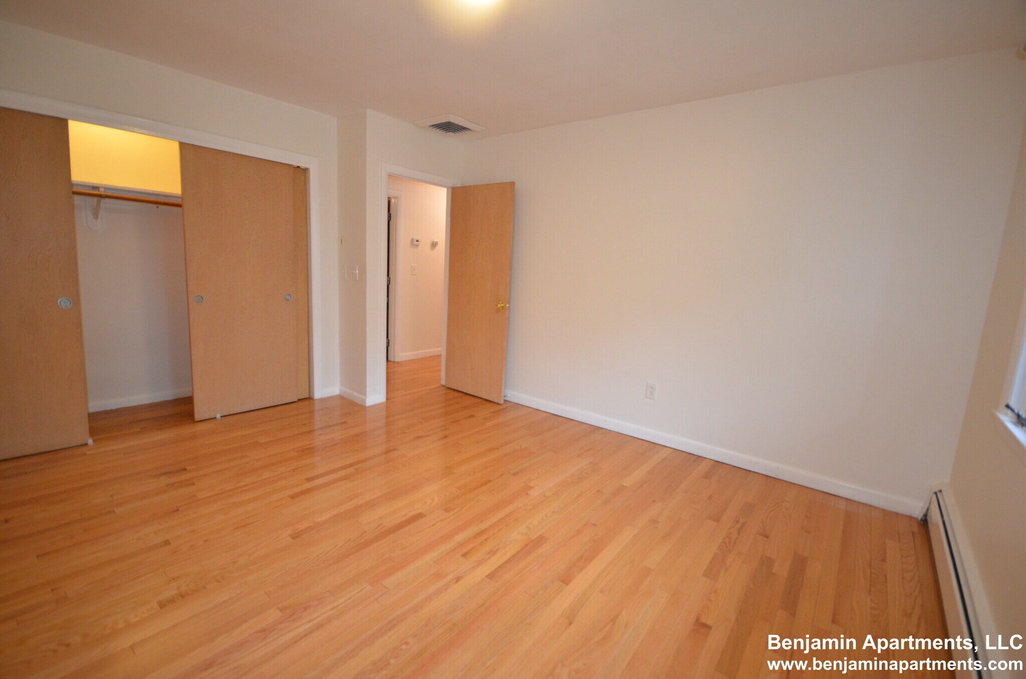 Building Photo - 20 Mossdale Rd
