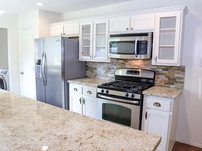 Building Photo - 17511 Possums Run Dr