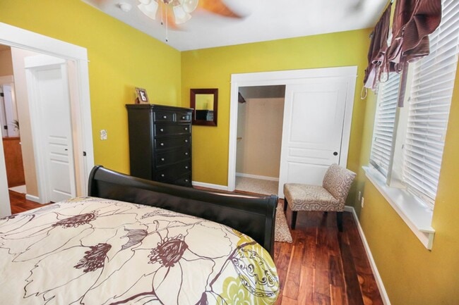 Building Photo - Parker Townhome: Luxurious Furnished Townhome, Attached 2 Car Garage, $300 Utility Fee