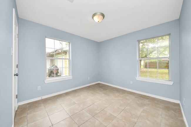 Building Photo - 3511 Palm Ave