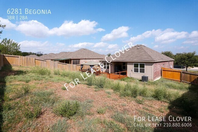Building Photo - 6281 Begonia-