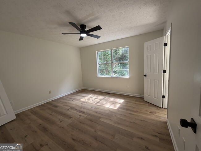 Building Photo - 1730 Bullock Dr