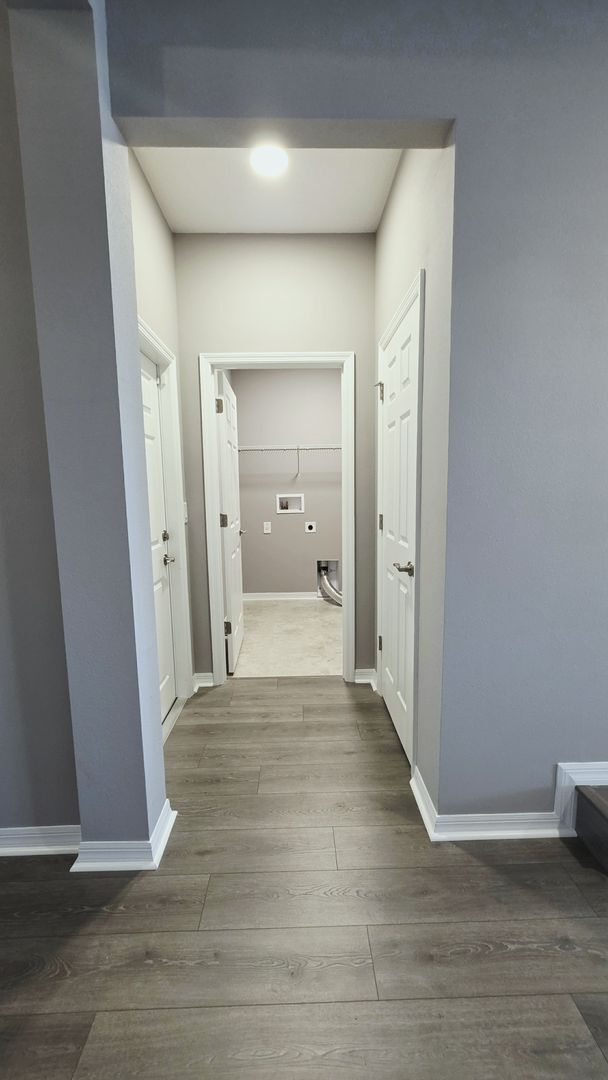 Building Photo - Executive 4BR / 3.5BA Home | Loft • Office...