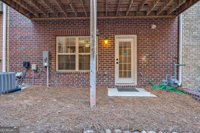 Building Photo - 2767 Durham Dr NE
