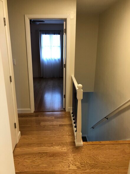 Upper Hallway - 1954 River Park Ct