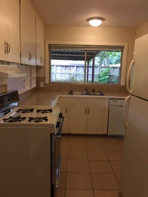 Building Photo - 1409 Conrad Sauer Dr