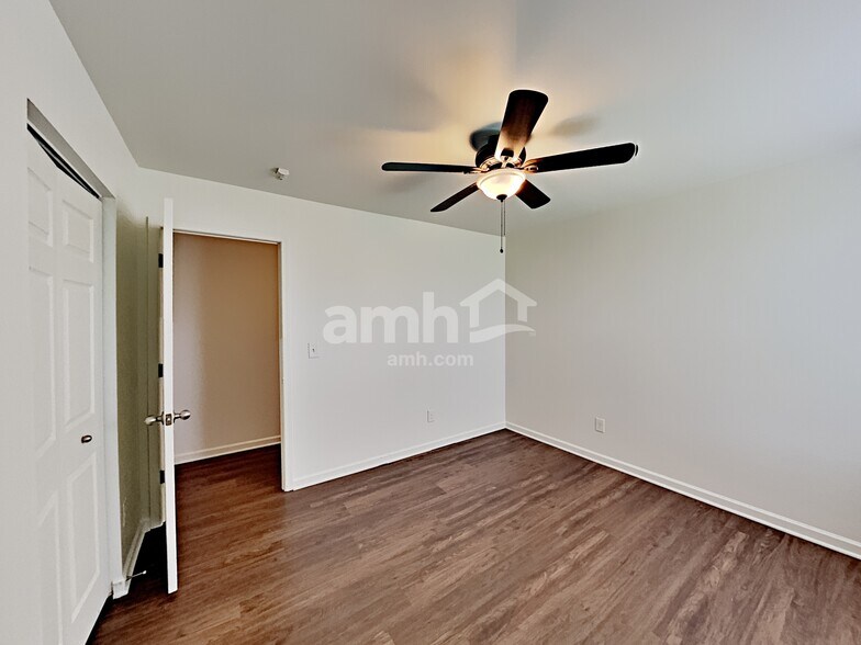 Building Photo - 1208 Scarcroft Ln