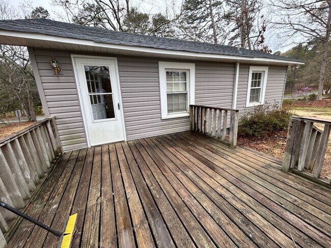 Building Photo - 1189 Beech Springs Rd
