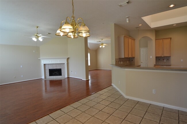 Building Photo - 6011 Stevens Creek Ct