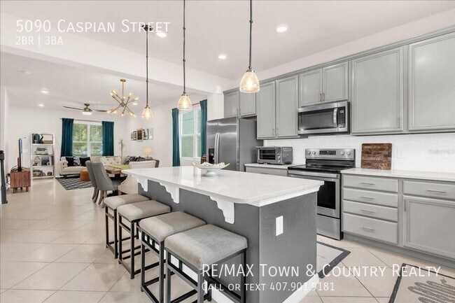 Building Photo - 5090 Caspian St