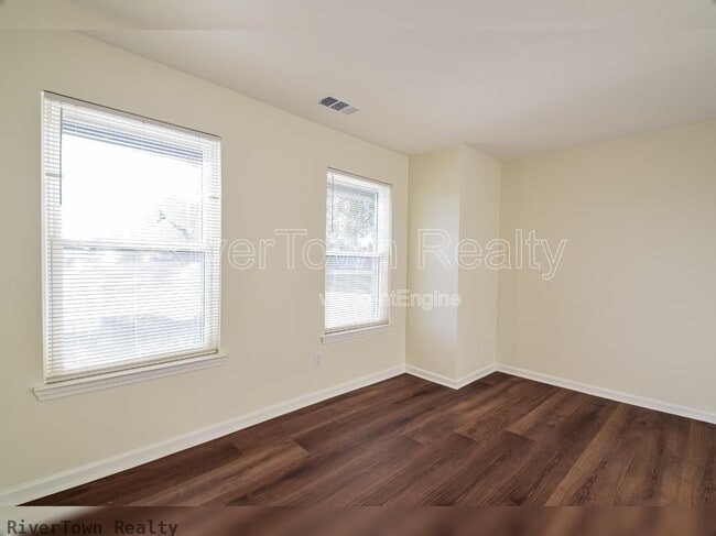 Building Photo - 277 S Mt Pleasant Rd