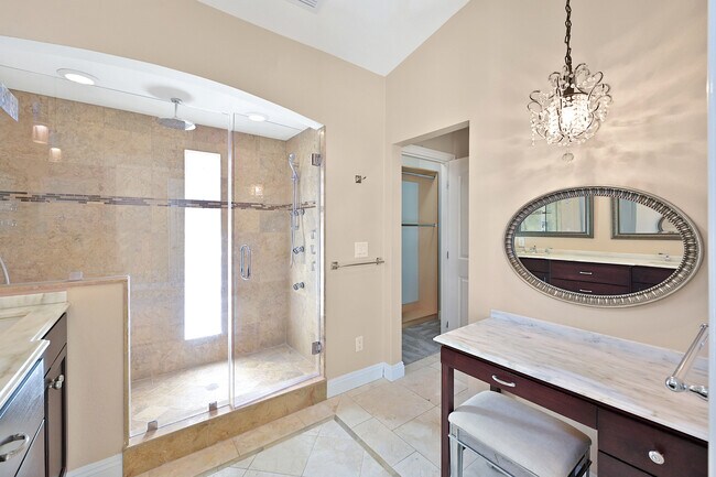 Building Photo - 9001 Crimson Clover Way