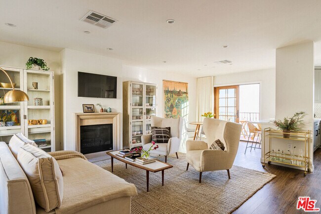 Building Photo - 388 S Los Robles Ave