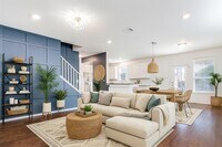 Building Photo - 9011 Pin Brush Dr