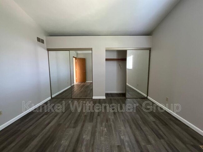 Building Photo - 244 Eagle Ridge