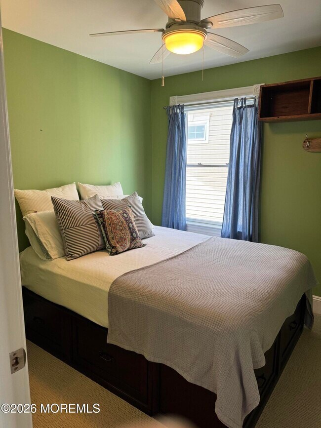 Building Photo - 333 Woodland Ave