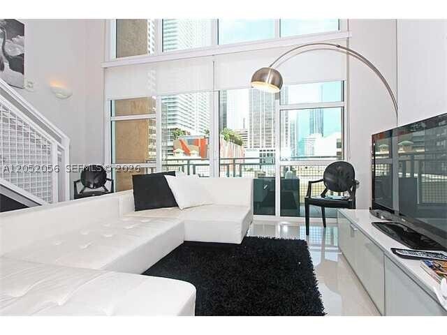 Building Photo - 244 Biscayne Blvd