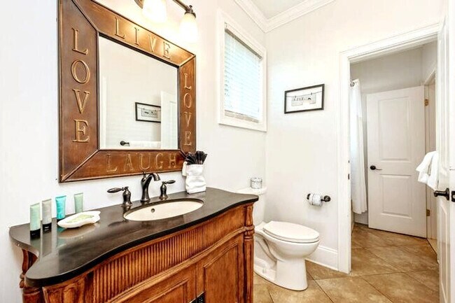 Building Photo - 2825 Scenic Hwy 98