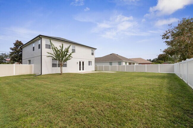 Building Photo - 23 London Dr