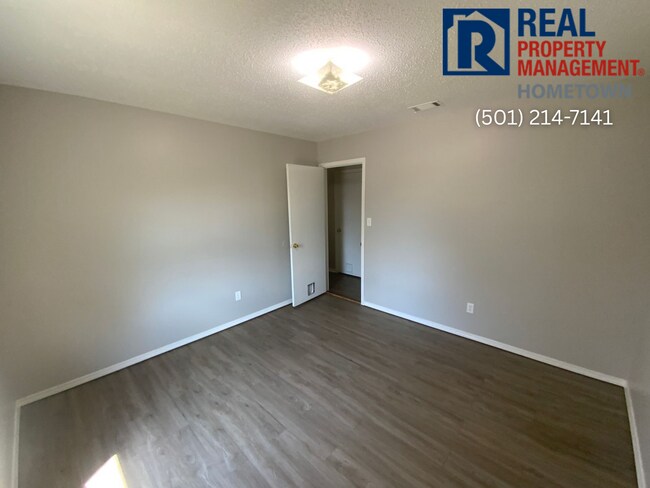 Building Photo - 38 Compass Point St