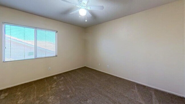 Building Photo - 2226 Willowbrook Ln