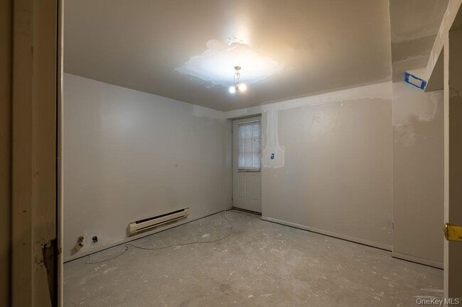 Building Photo - 2145 Saw Mill River Rd