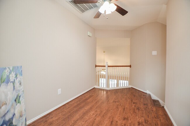 Building Photo - 2811 Willow Fork Dr