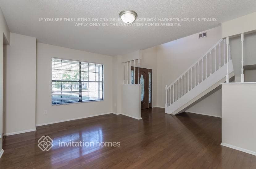 Building Photo - 7781 Snowberry Cir